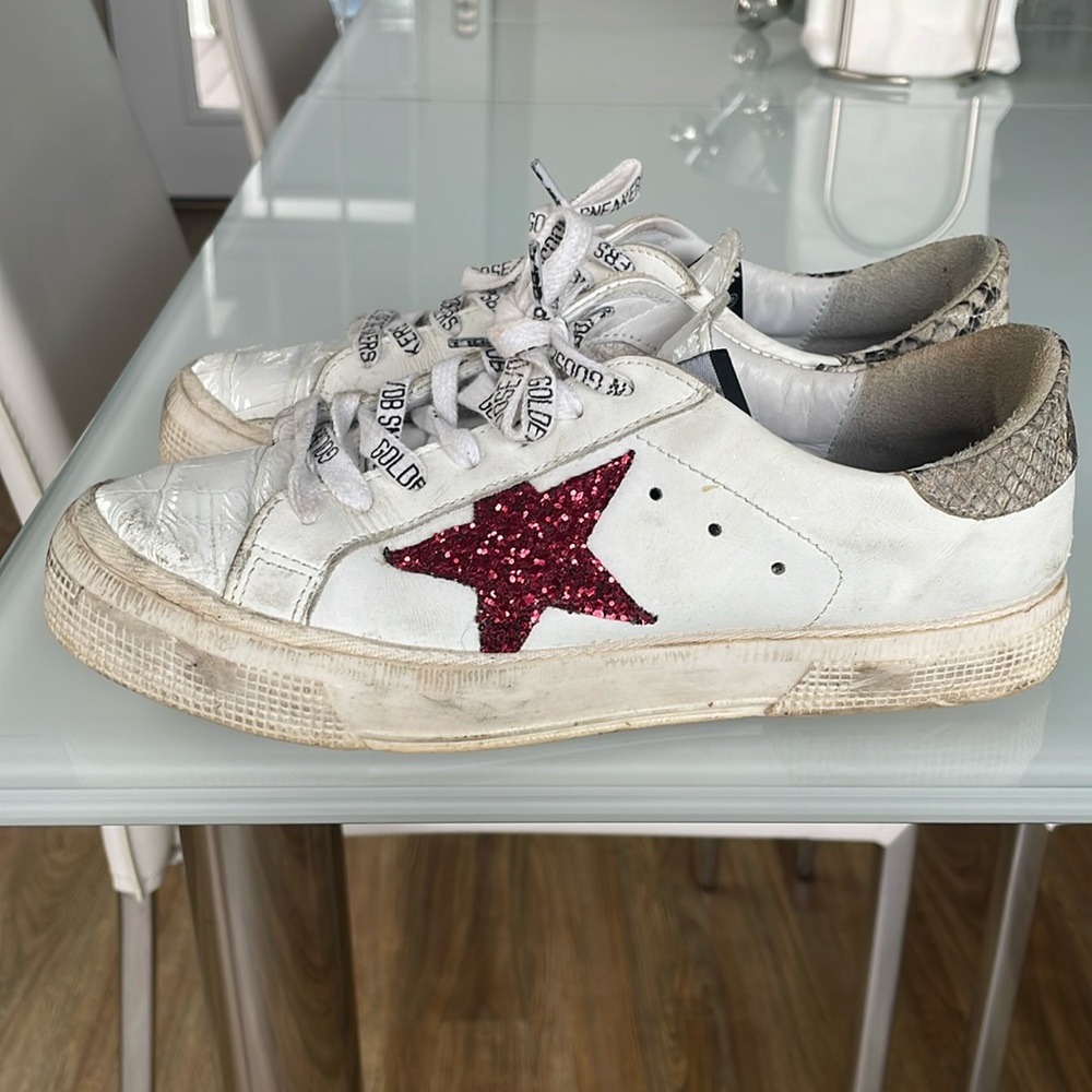 Golden Goose Sneakers